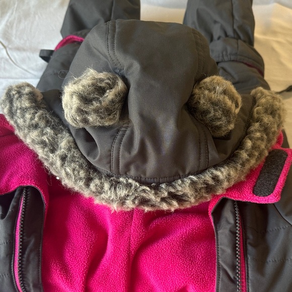 OshKosh B'gosh Pink and grey Snowsuit with Faux Fur Hood - Picture 6 of 7